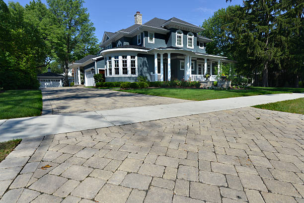 Best Local Driveway Pavers  in Halsey, OR